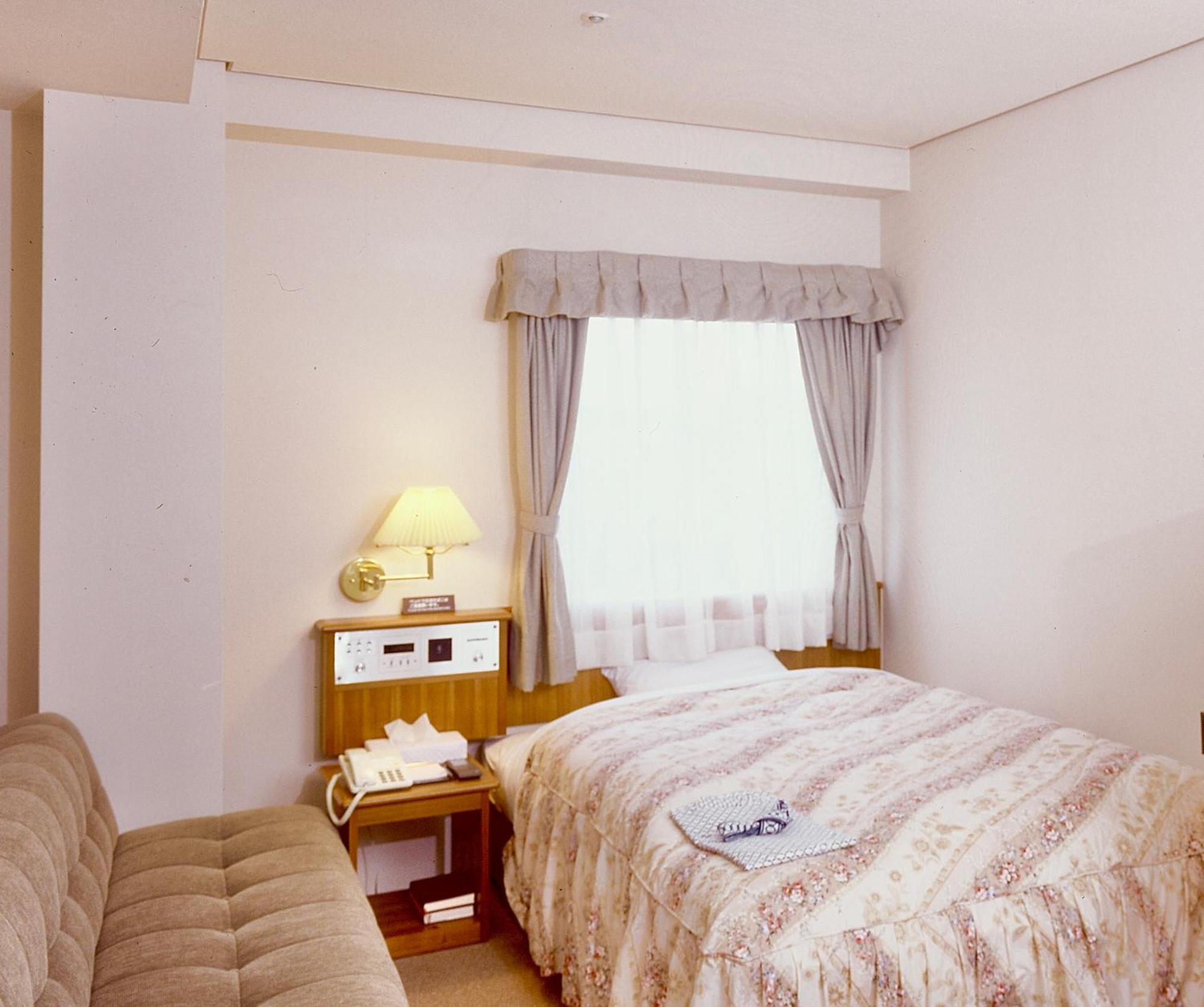 Okayama Universal Hotel Annex Buitenkant foto